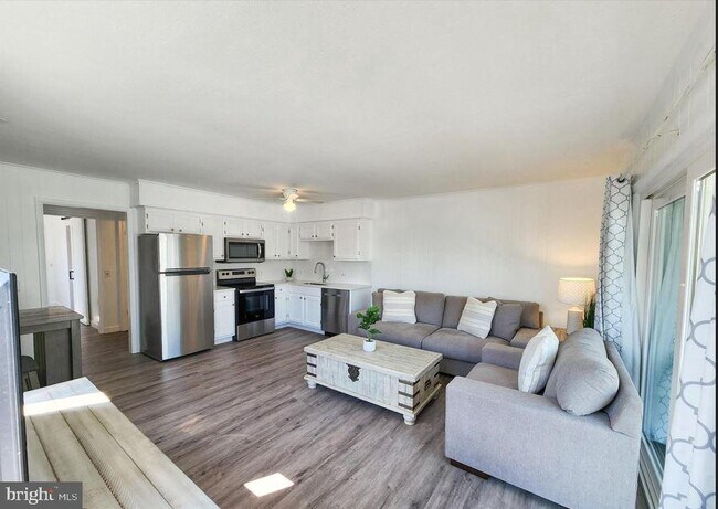 Building Photo - 11 91st St