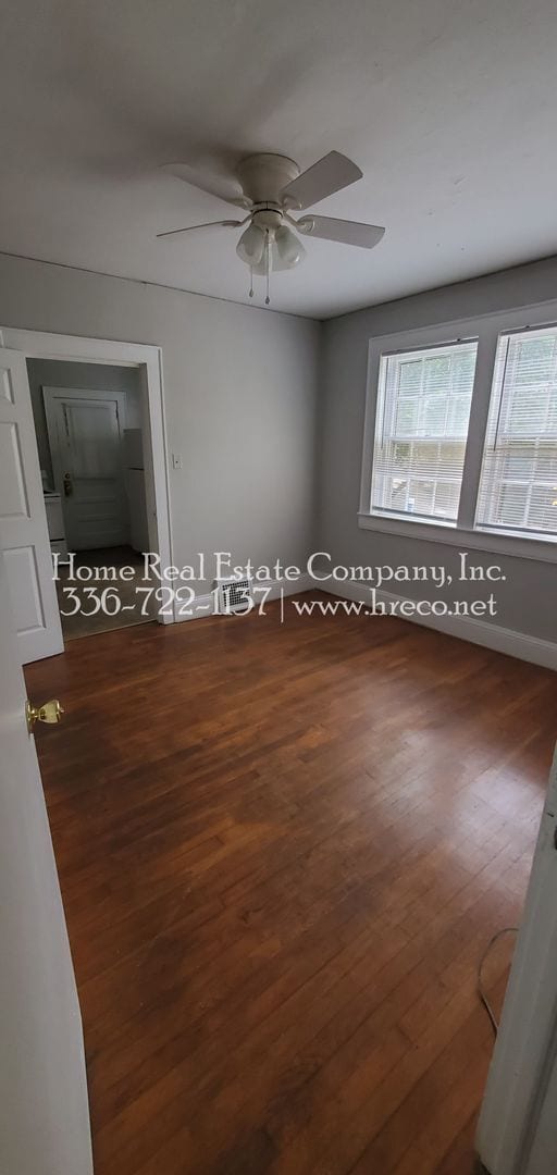 Building Photo - 123 S Poplar St