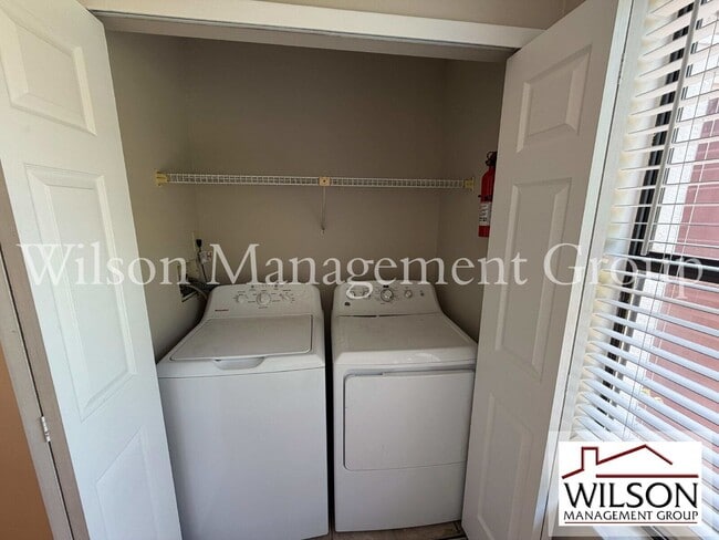 Building Photo - 609 Casa Park A Ct
