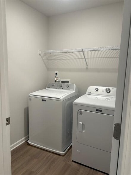 Building Photo - 400 Whitetail Cir