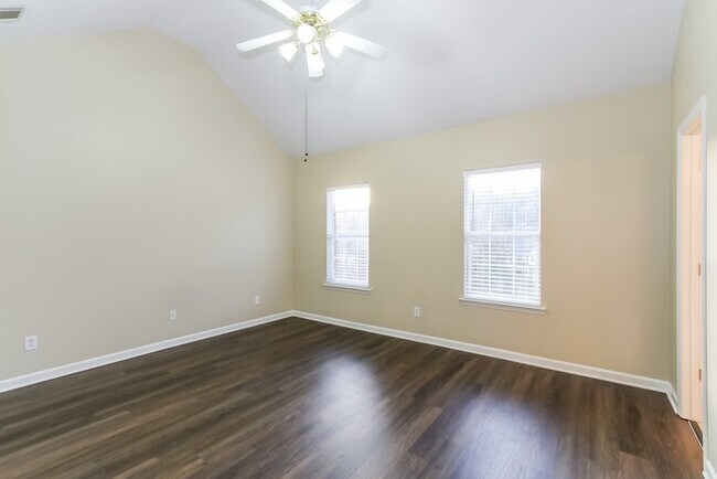 Building Photo - Elegant 4-Bedroom Home in Evans, GA