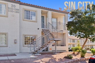Building Photo - "Spacious 3-Bedroom Condo Oasis with 2 Baths in Vibrant Las Vegas!"
