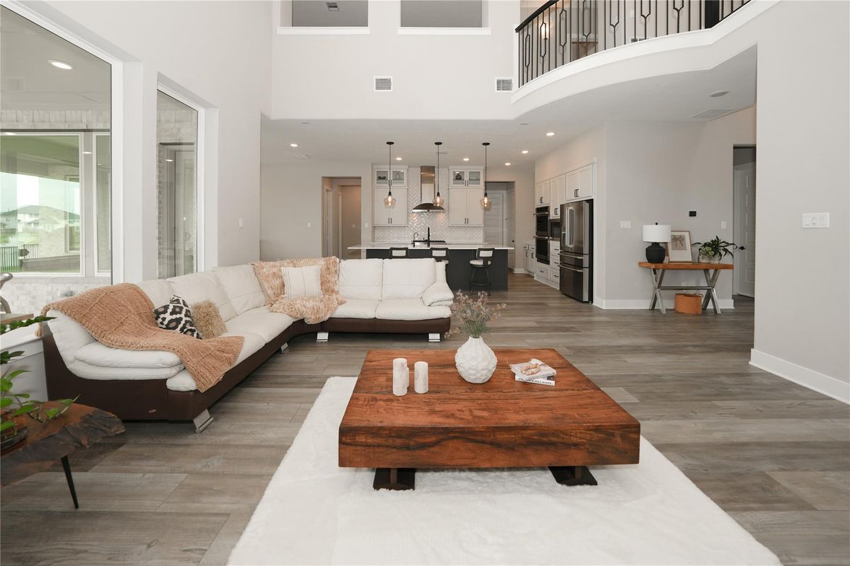 Building Photo - 413 Stratus View Ct