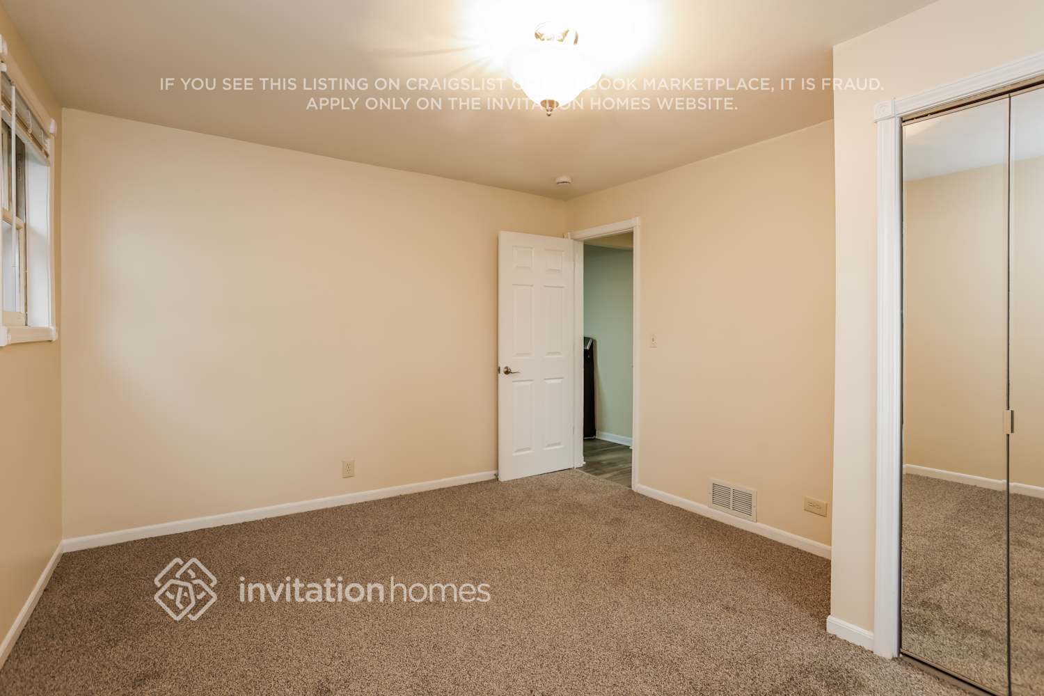 Building Photo - 353 E Elm St