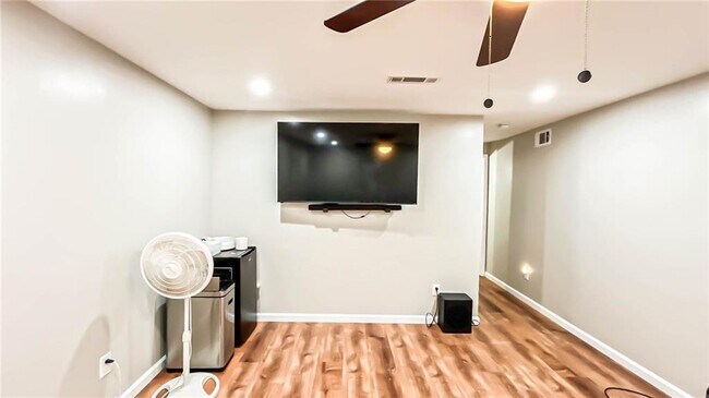Building Photo - 3760 Mashie Ct