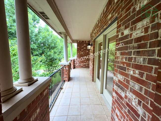 Building Photo - Luxury Living in Southlake – Stunning 5-Bedroom Home with Pool & Spa!
