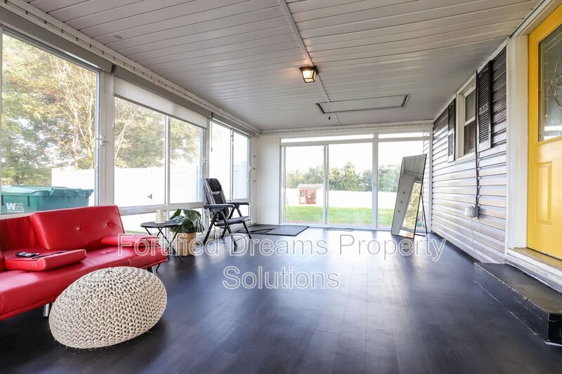 Building Photo - 157 Mickey Rd