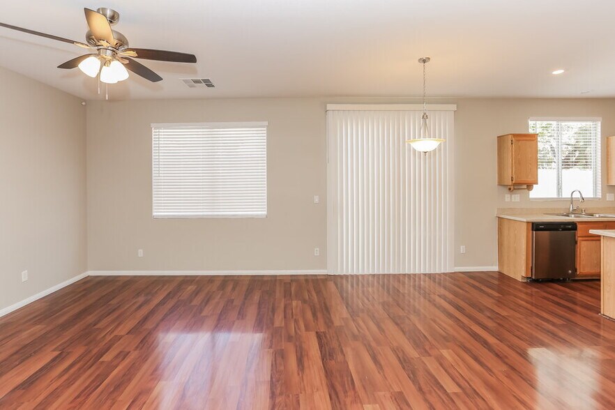 Building Photo - 4512 Sandstone Vista Ct