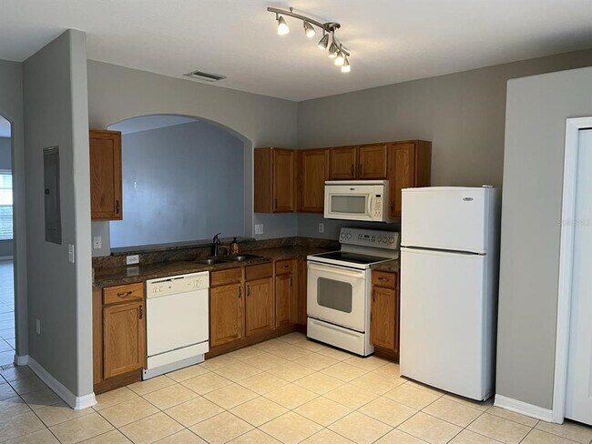 Building Photo - 3426 High Hampton Cir