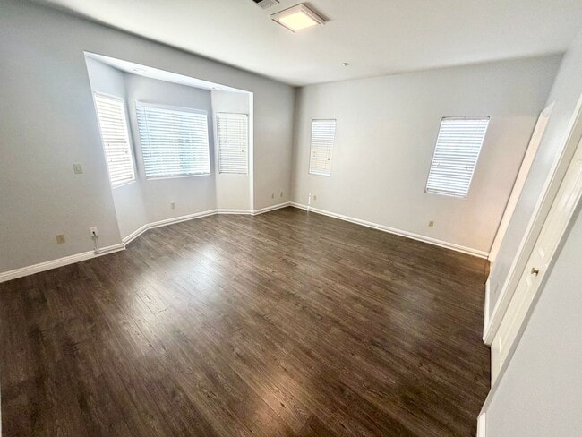 Building Photo - Spacious Modern Home with EV Charger, Solar & Gated 3-Car Garage