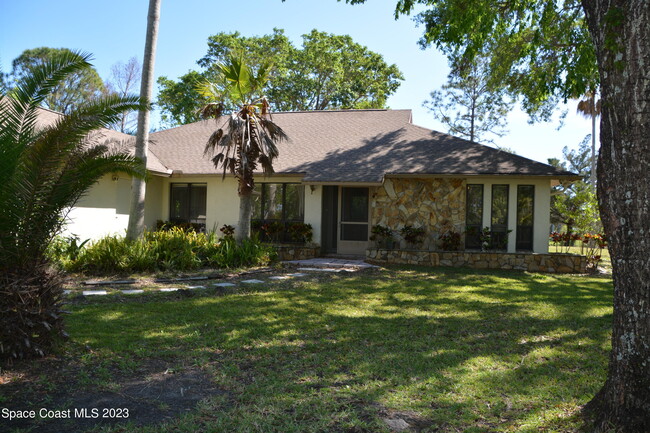 Building Photo - 1045 Pine Island Rd
