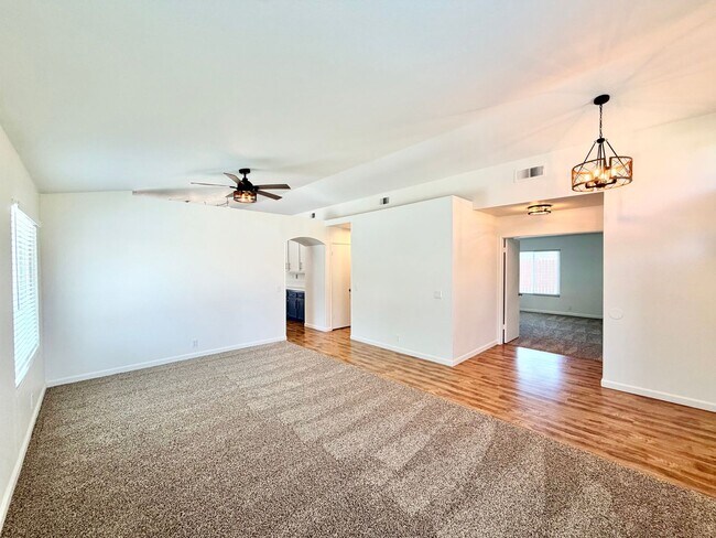 Building Photo - Cul-de-Sac 3 Bedroom 2 Bathroom Home with SOLAR, 3-Car Garage & LARGE Backyard