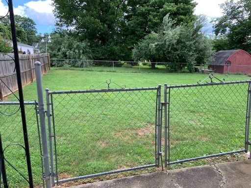 Building Photo - Beautiful 2 Bedroom 1 Bath Home