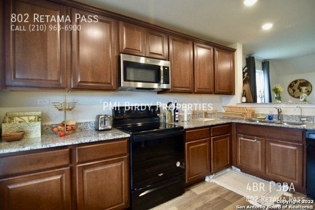 Building Photo - 802 Retama Pass San Antonio, TX