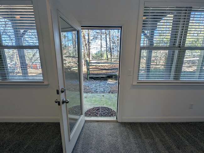 Building Photo - 146 Brindle Ln