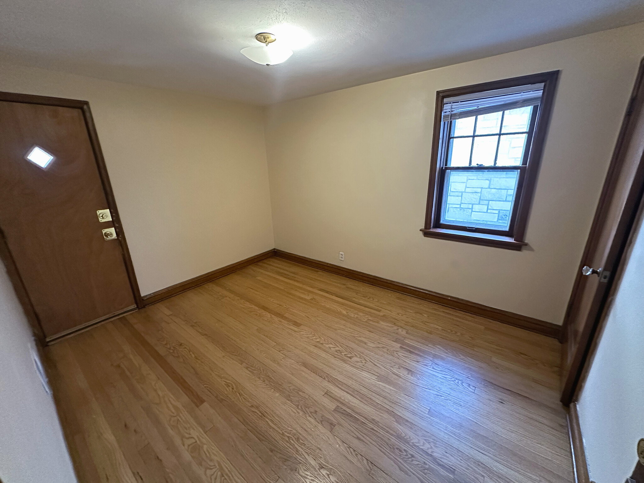 Bedroom 2 - 5327 W Keefe Ave