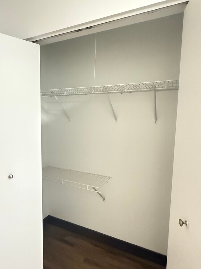 Building Photo - 400 E Ohio St