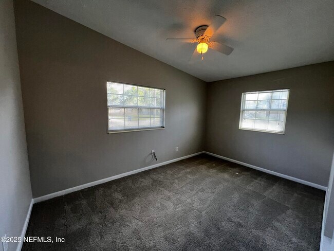 Building Photo - 11505 Inez Dr