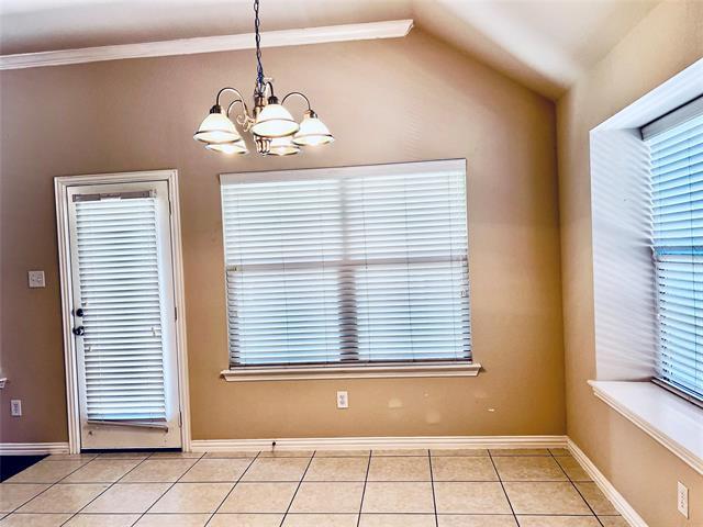 Building Photo - 217 Creekwood Dr