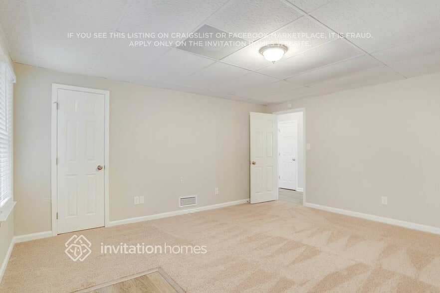 Building Photo - 1520 Jade Cove Dr