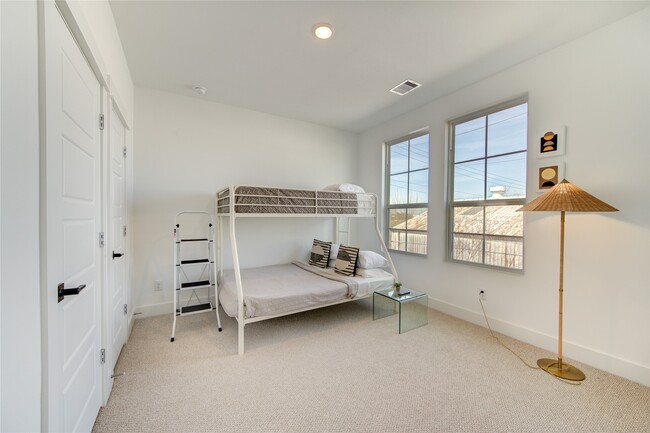 Building Photo - 2906 Stevens St