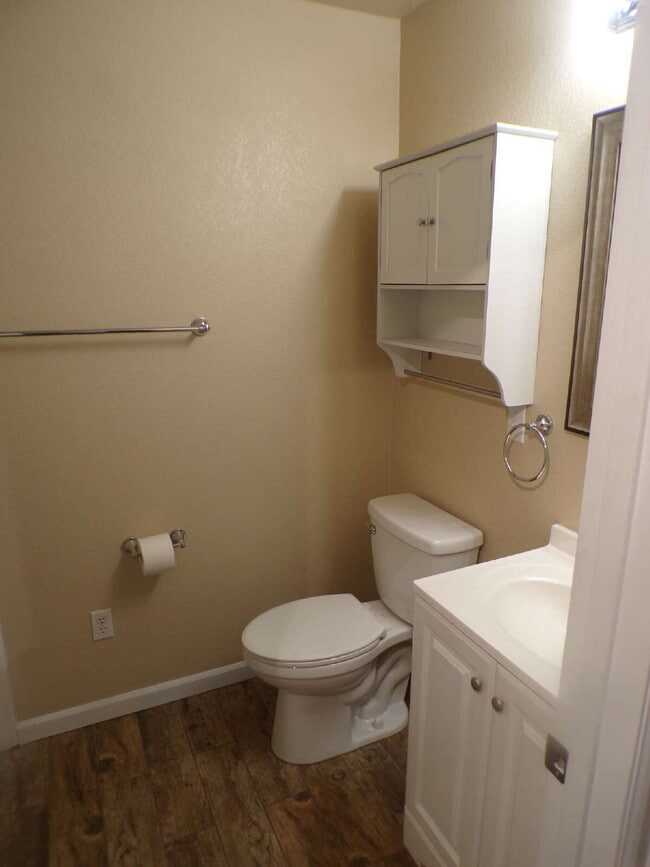 Building Photo - Belmar Townhome - 3 Bedroom, 3 Bathroom (70Vi)