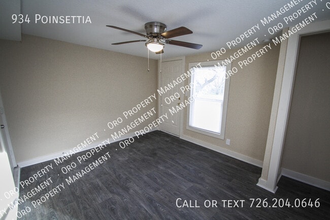 Building Photo - 934 Poinsettia-