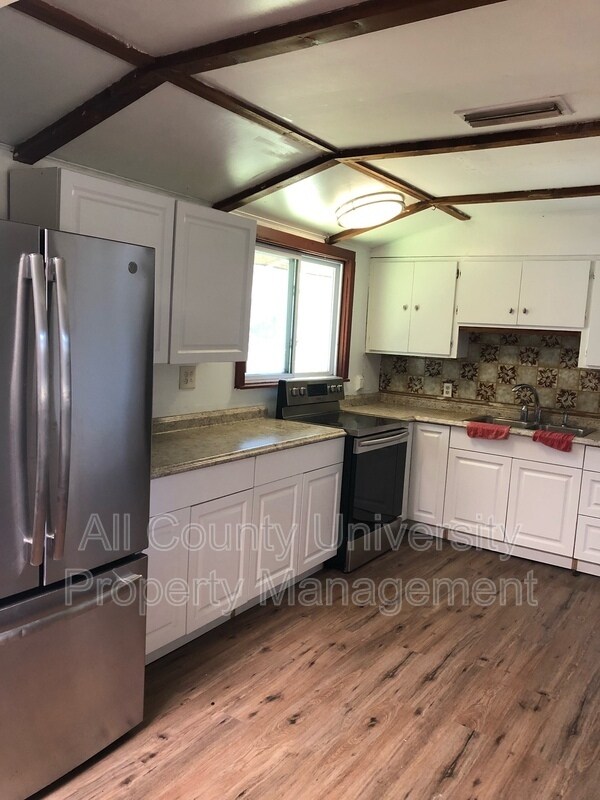 Building Photo - 23707 SE Hawthorne Rd