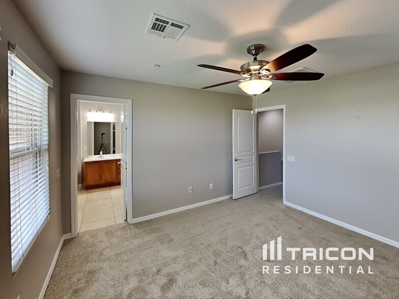 Building Photo - 4650 Ranch House Rd