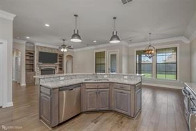 Building Photo - 307 Ansley Cir