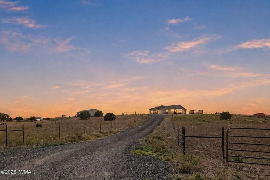 Building Photo - 660 Foothills Blvd
