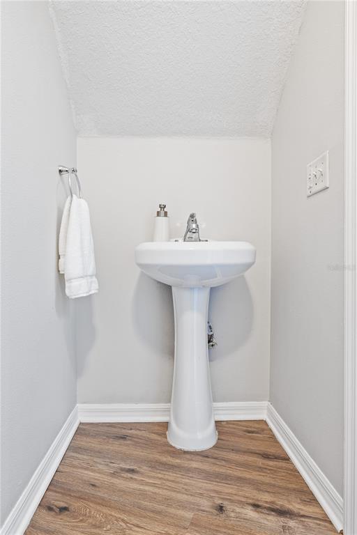 Building Photo - 9415 Citrus Glen Pl