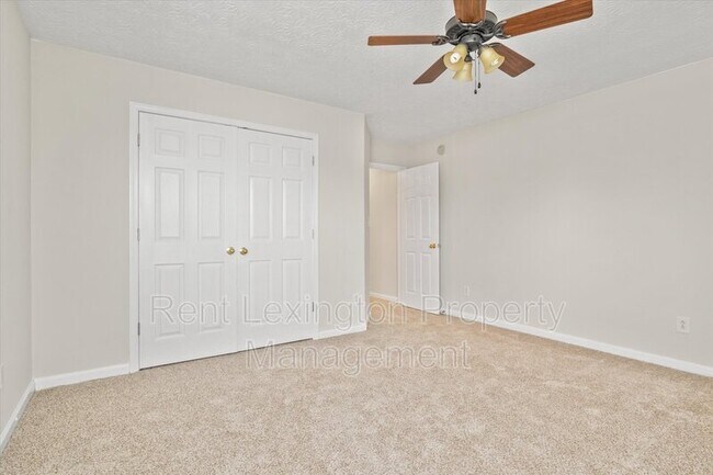 Building Photo - 3084 River Run Trail