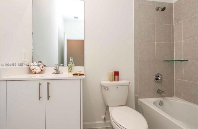 Building Photo - 26459 SW 148th Ave