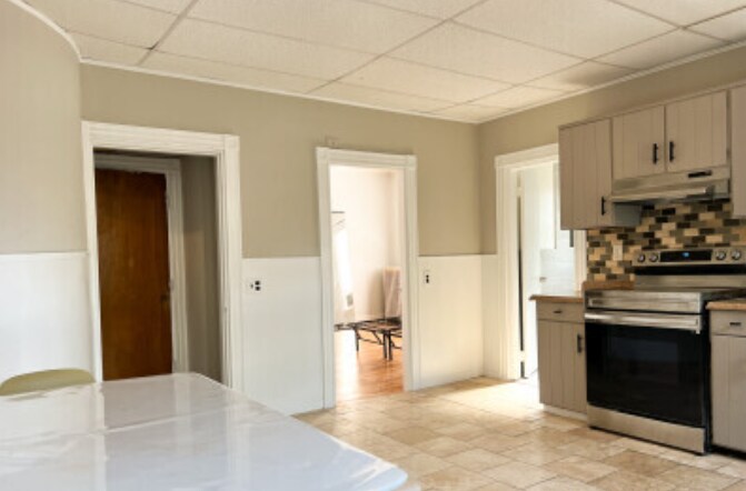 Building Photo - 14 Smythe St
