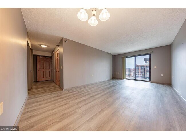 Building Photo - Modern Downtown St. Paul Condo with Top-Ti...