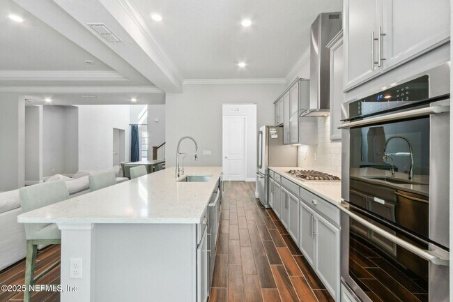 Building Photo - 84 Waterline Dr