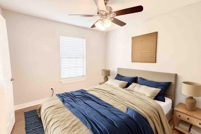 Building Photo - Charming 3-Bedroom Home with In-Ground Pool & Fenced Yard