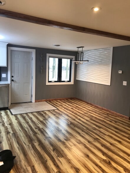 Building Photo - 721 S Kolbiaz Dr