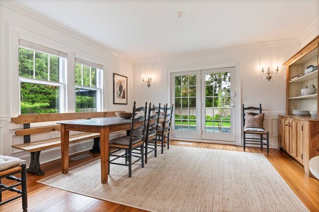 Building Photo - 61 Jennings Ave