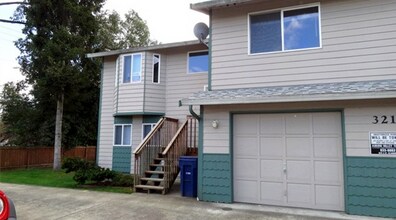 Building Photo - 321-R Street SE