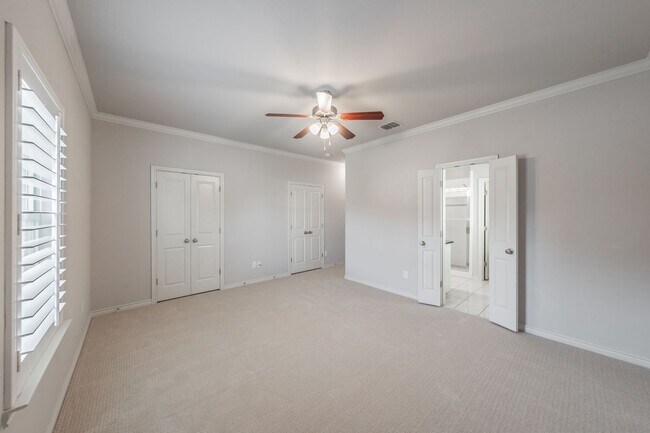 Building Photo - Charming 3-Bedroom, 2-Bathroom Townhome – ...
