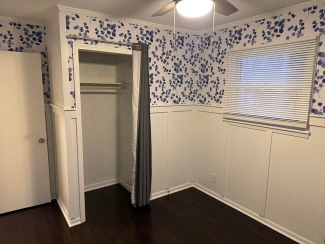 Building Photo - 513 Wilkinson St