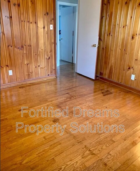 Building Photo - 1801 W Cone Blvd