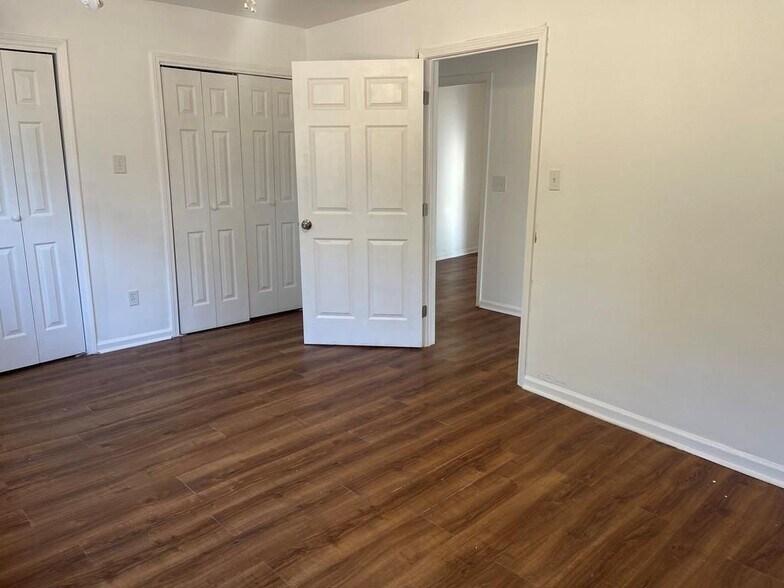 Building Photo - 1033 GA-155 N