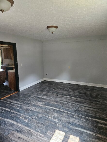 Building Photo - 109 Arthur Ct