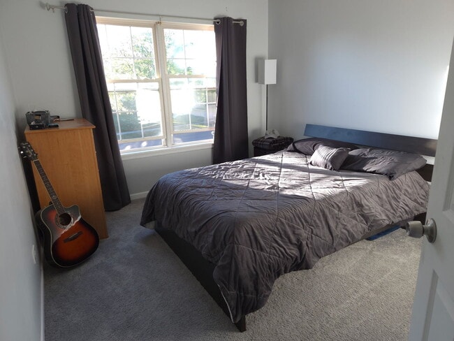 Building Photo - 2786 Yosemite Dr