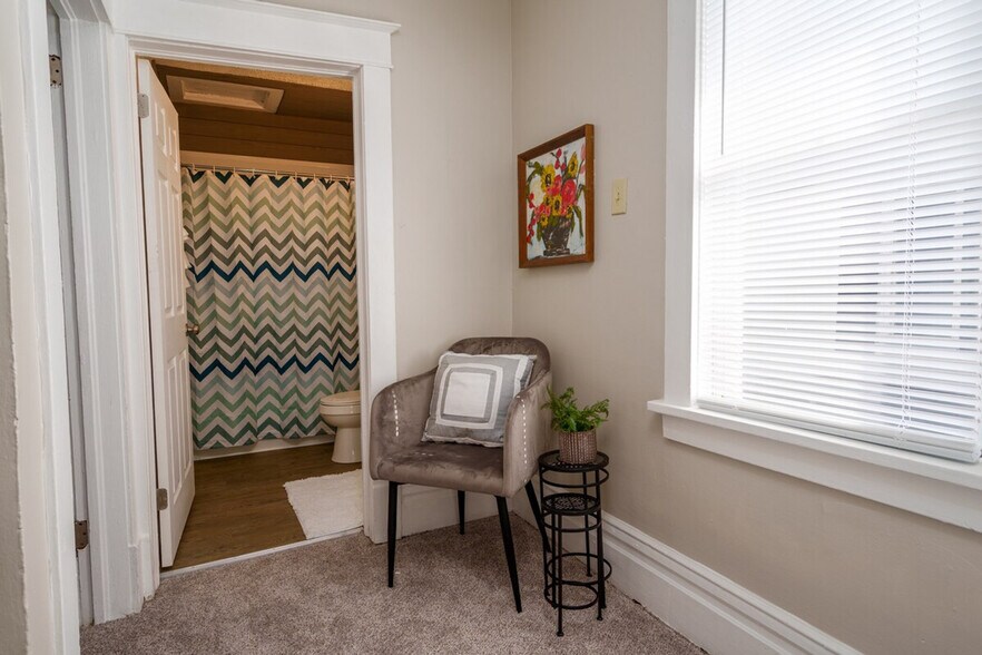 Building Photo - 421 Pennsylvania Ave