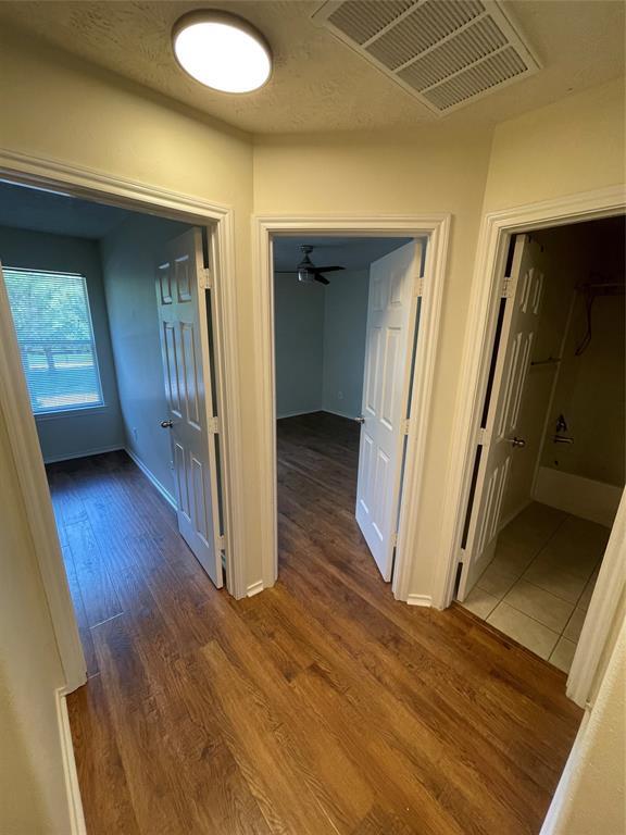 Building Photo - 5614 Claybeck Ln