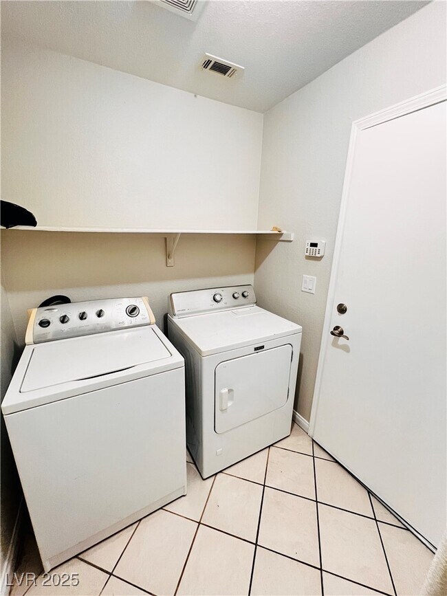 Building Photo - 4906 Rancho Verde Ct